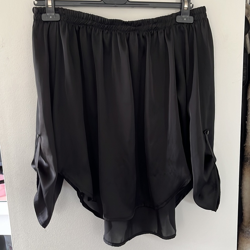 Off Shoulder Polyester Top - Picture 2 of 2